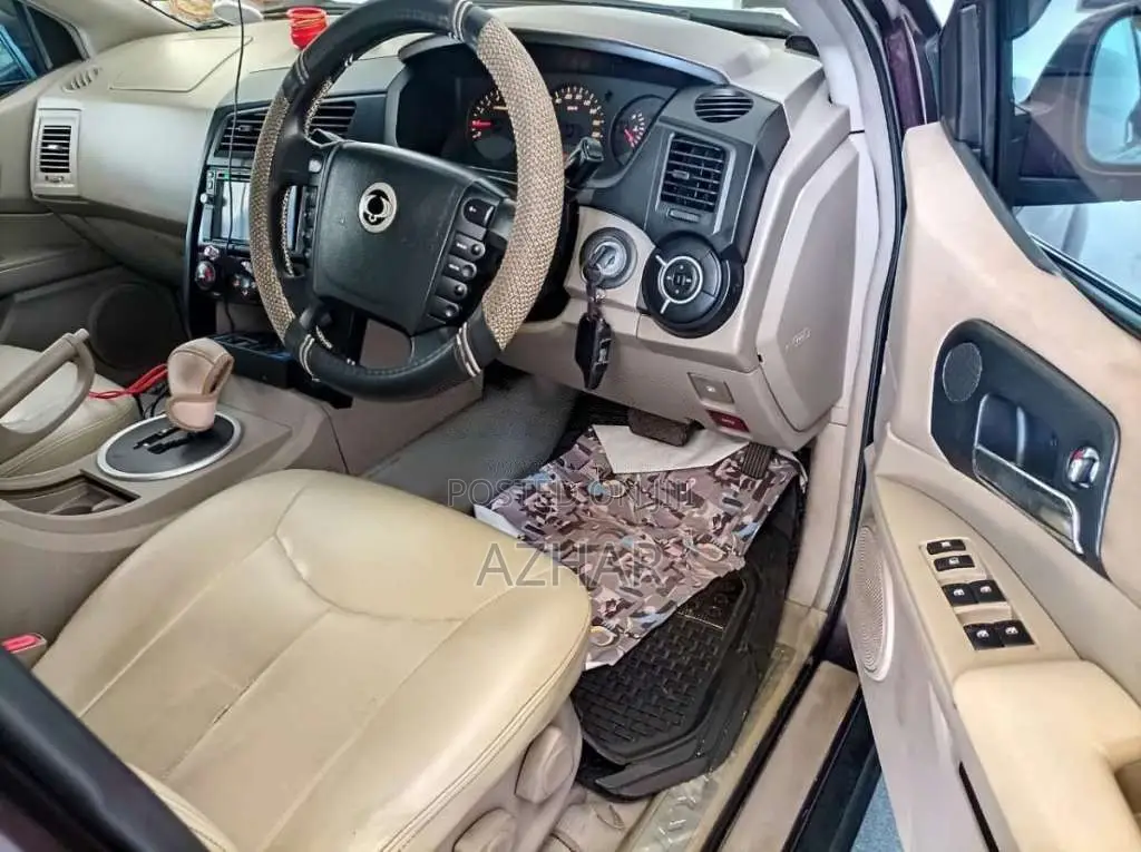 Micro Kyron 2008 SUV (Used)