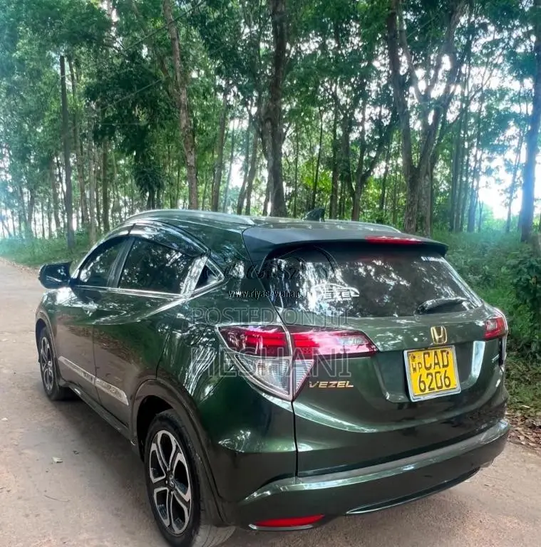 Honda Vezel 2014 SUV (Used)