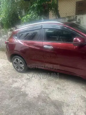 Honda Vezel 2014 SUV (Used)