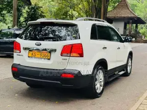 Kia Sorento 2011 SUV (Used)