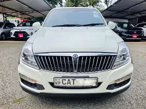 Micro Rexton 2017 SUV (Used)