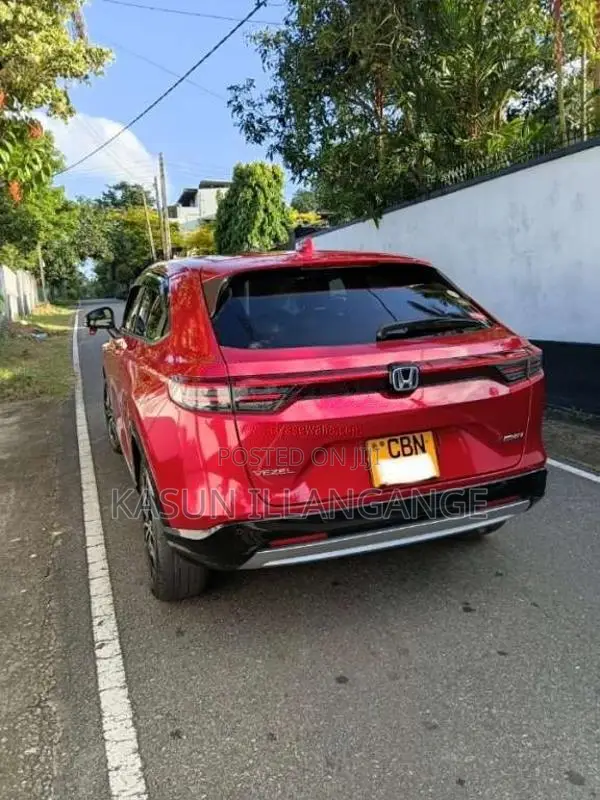 Honda Vezel Z Grade 2025 SUV (Used)