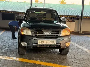 Ford Everest 2012 SUV (Used)
