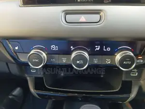 Honda Vezel Z Grade 2025 SUV (Used)
