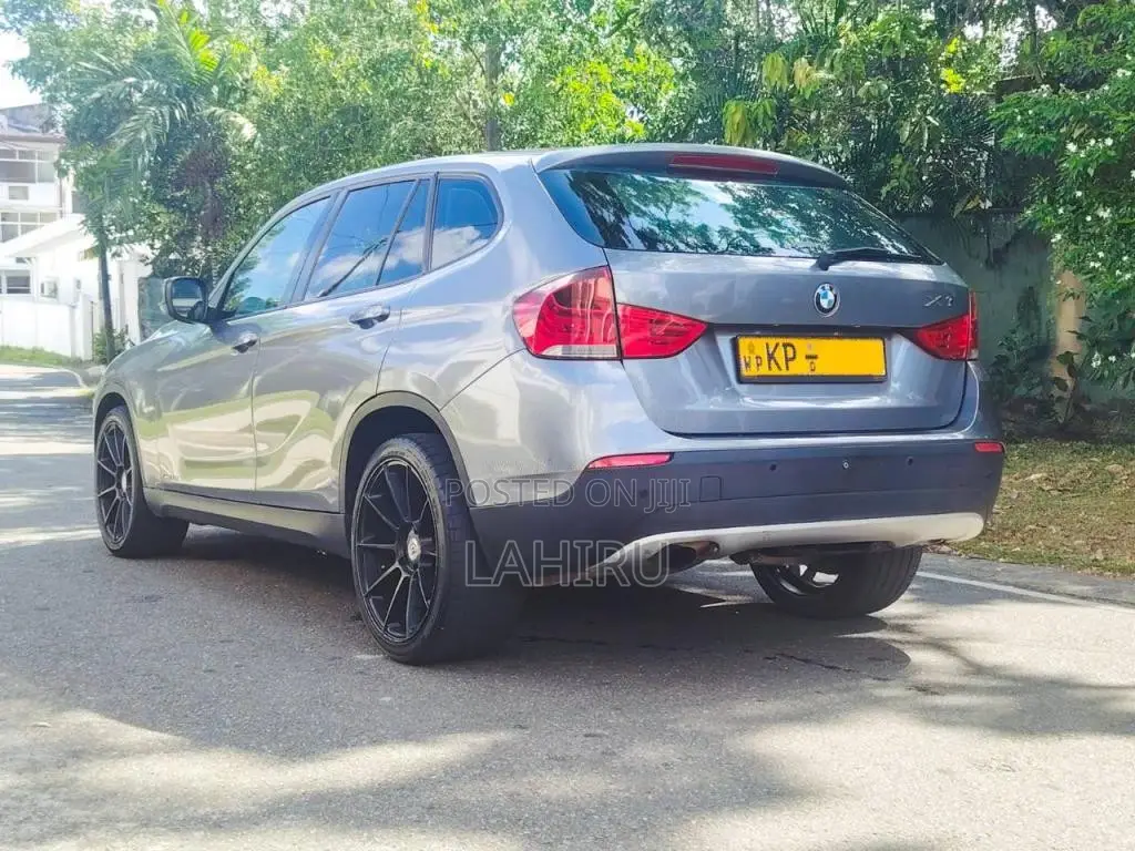 BMW X1 18d 2011 SUV (Used)