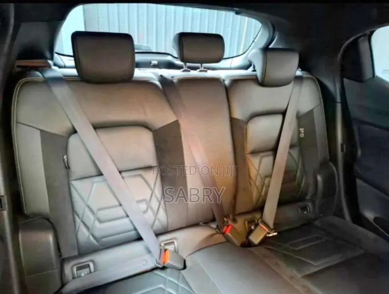 Nissan Juke Tekna 2020 SUV (Used)