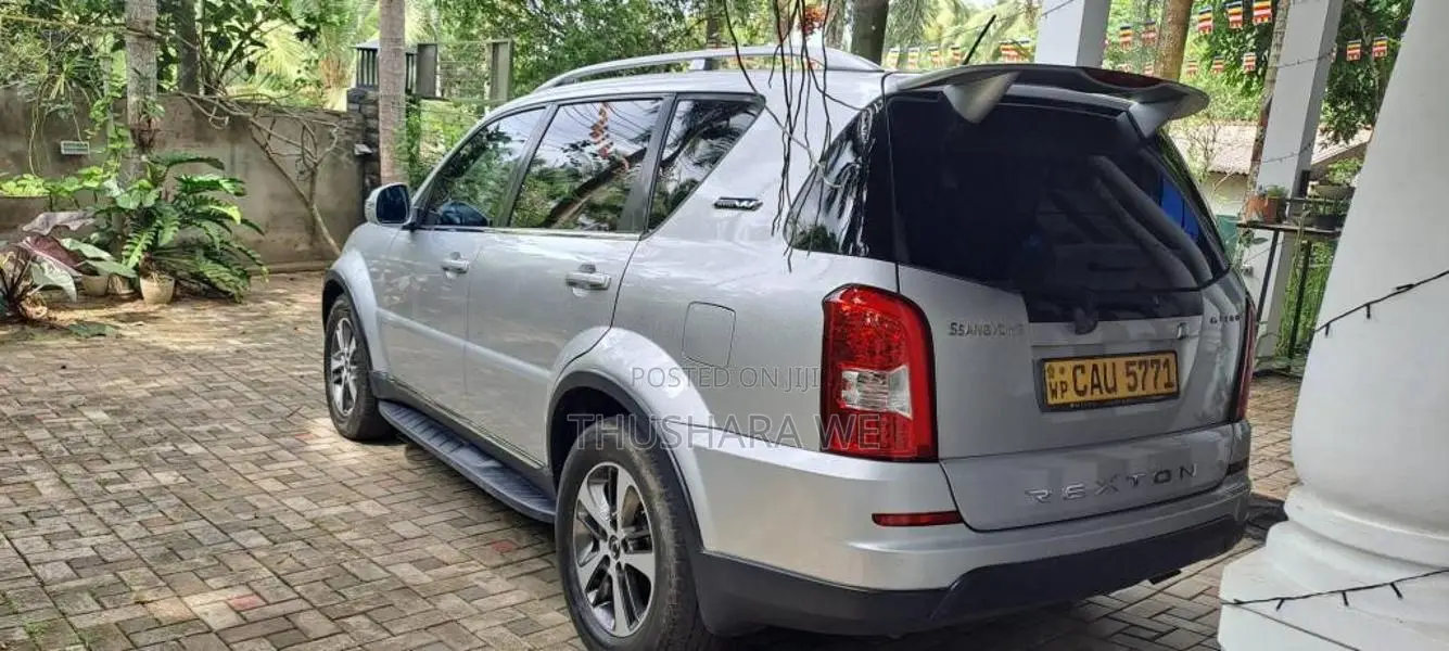 Micro REXTON W 2017 SUV (Used)