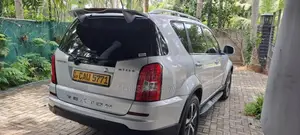 Micro REXTON W 2017 SUV (Used)