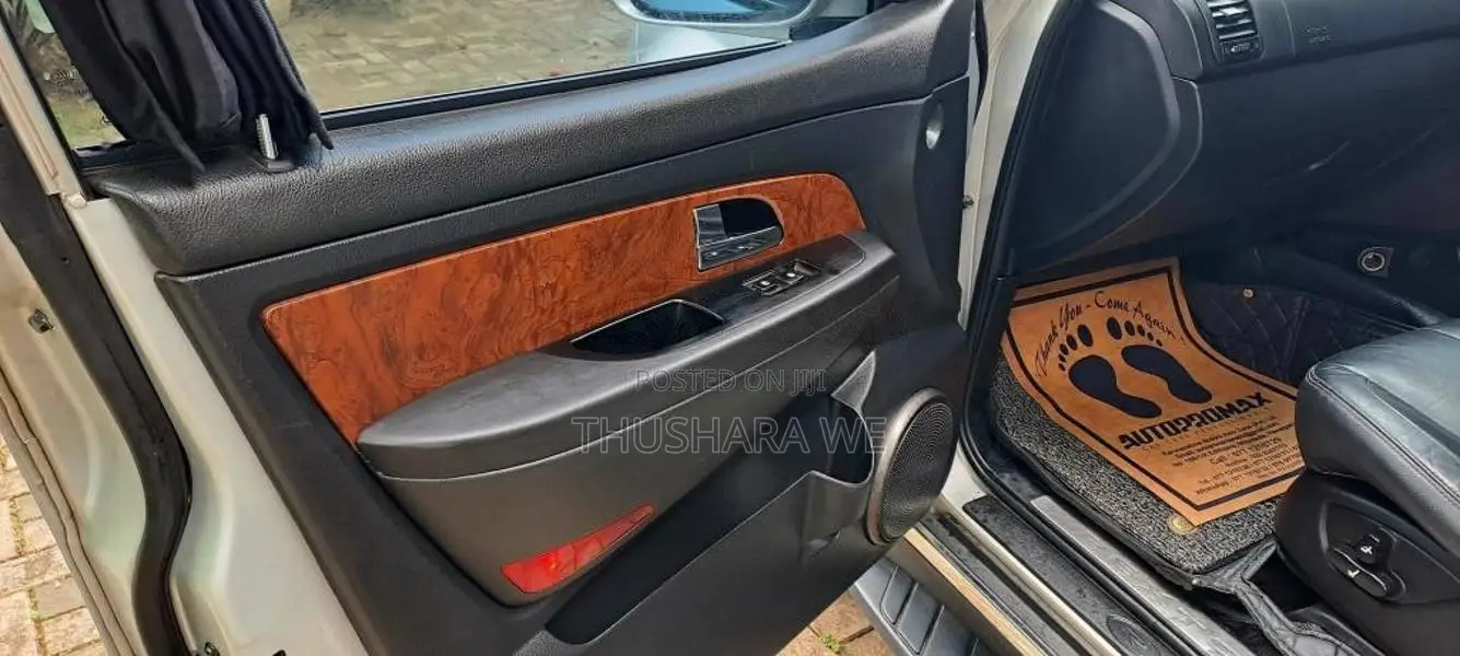 Micro REXTON W 2017 SUV (Used)