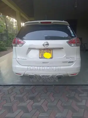 Nissan X-trail 2015 SUV (Used)