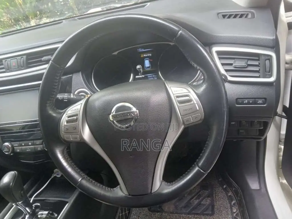 Nissan X-trail 2015 SUV (Used)