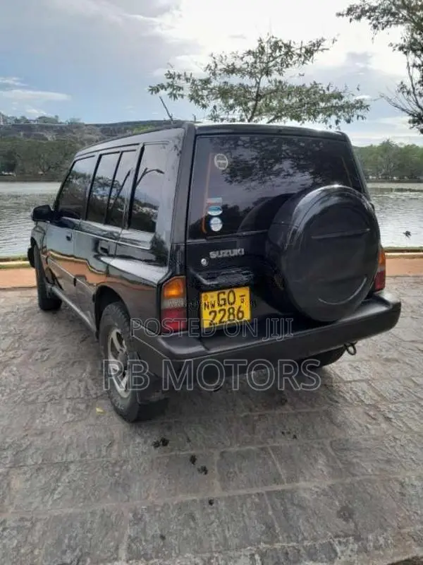 Suzuki Grand Vitara 2000 SUV (Used)