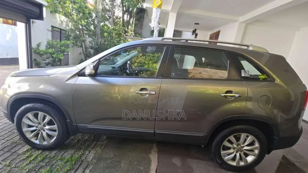 Kia Sorento 2012 SUV (Used)