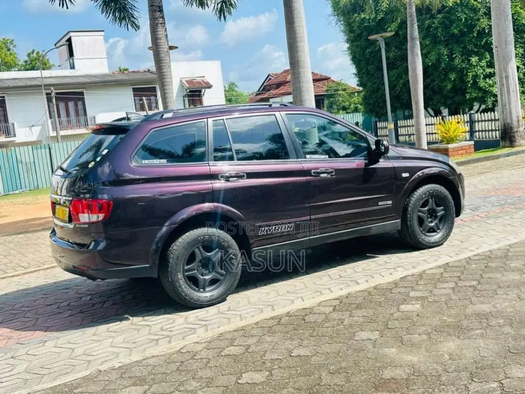 Micro Kyron 2009 SUV (Used)