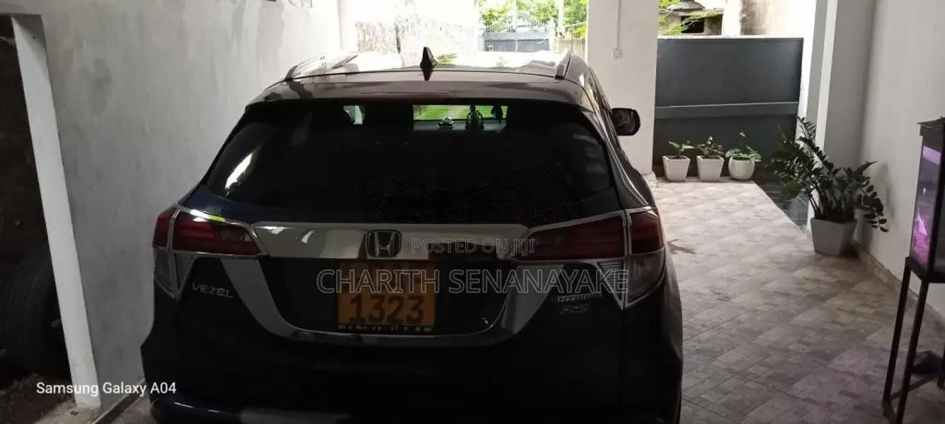 Honda Vezel Z Grade Orange 2015 SUV (Used)