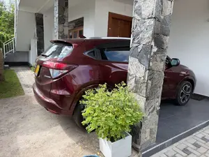 Honda Vezel 2015 SUV (Used)