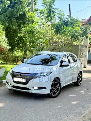 Honda Vezel 2015 SUV (Used)