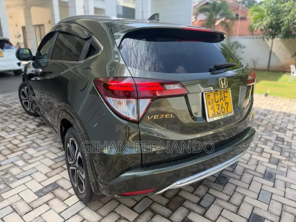 Honda Vezel Z Orange 2014 SUV (Used)
