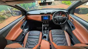 Nissan Magnite Tekna Plus CVT 2025 SUV (Used)