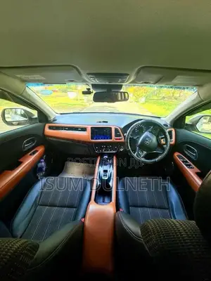 Honda Vezel 2015 SUV (Used)