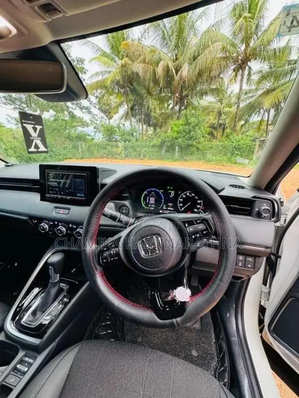 Honda Vezel 2024 SUV (Used)