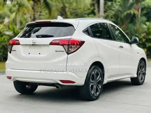 Honda Vezel 2016 SUV (Used)