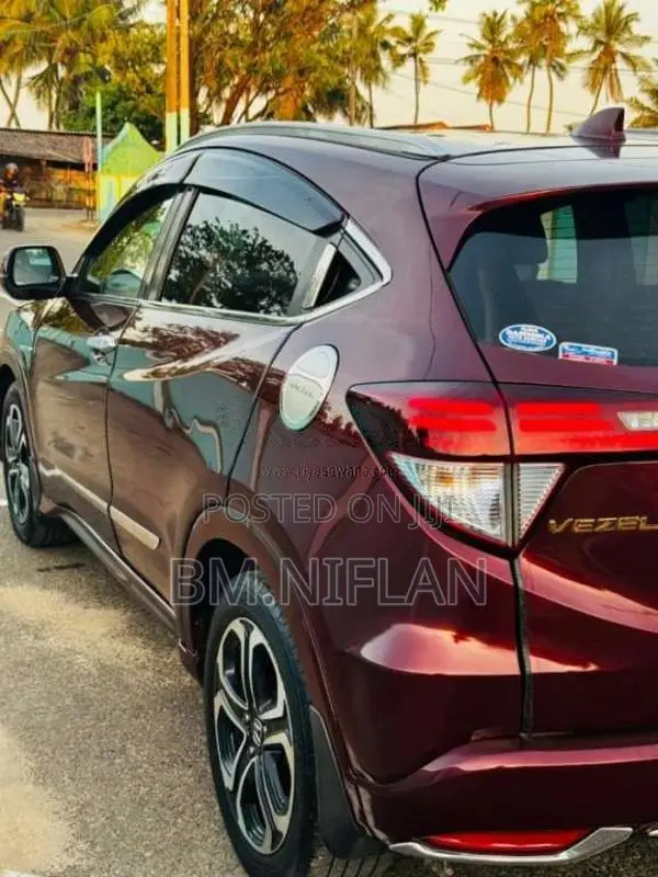 Honda Vezel 2014 SUV (Used)