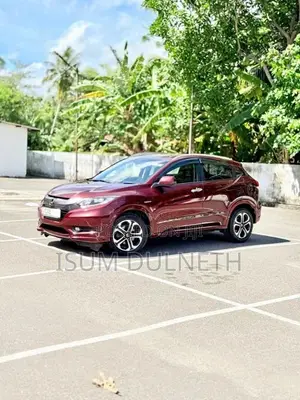 Honda Vezel 2014 SUV (Used)