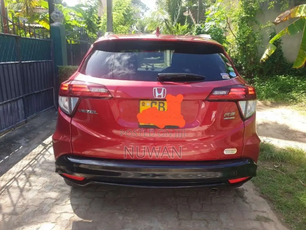 Honda Vezel RS 2018 SUV (Used)