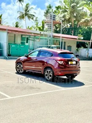Honda Vezel 2014 SUV (Used)