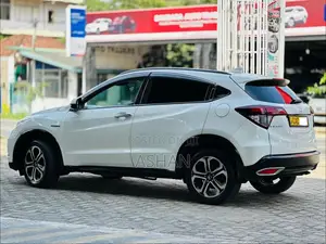 Honda Vezel 2013 SUV (Used)