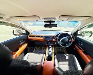 Honda Vezel 2014 SUV (Used)