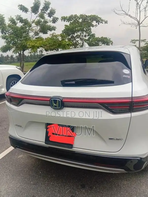 Honda Vezel 2025 SUV (Used)