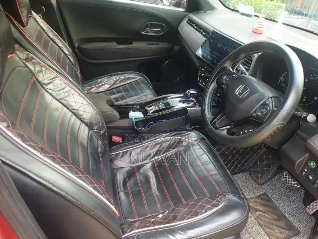 Honda Vezel RS 2018 SUV (Used)