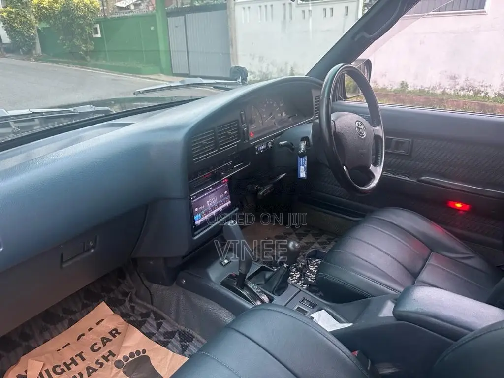 Toyota Surf 2008 SUV (Used)
