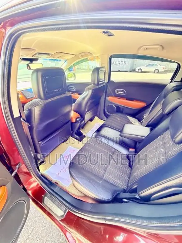Honda Vezel 2014 SUV (Used)