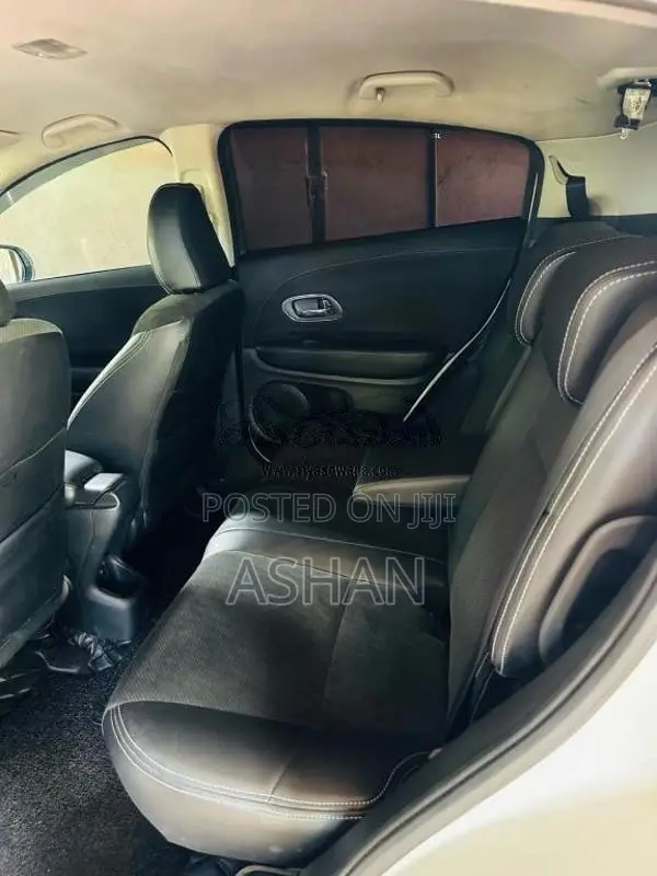 Honda Vezel 2013 SUV (Used)