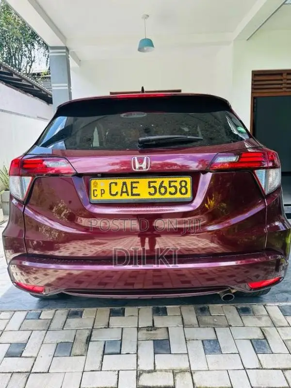Honda Vezel 2014 SUV (Used)