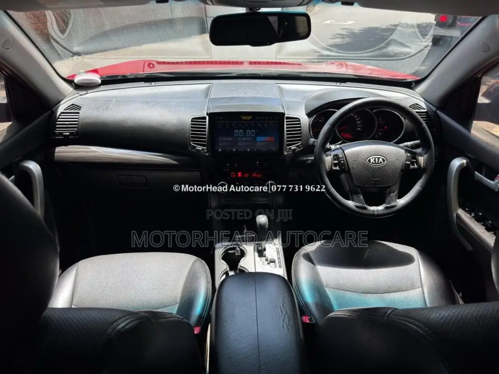 Kia Sorento 2011 SUV (Used)
