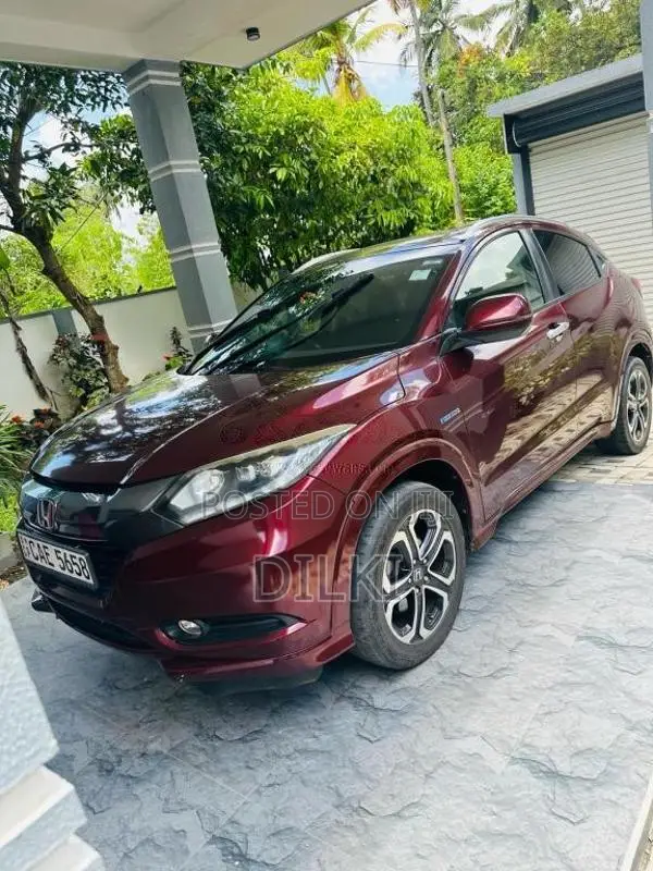 Honda Vezel 2014 SUV (Used)