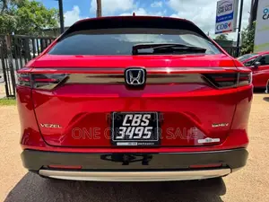 Honda Vezel Z Premium 10sp 2025 SUV (Used)