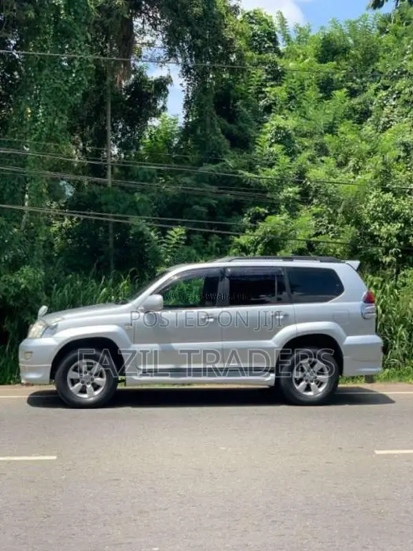 Toyota Land Cruiser Prado 120 2006 SUV (Used)