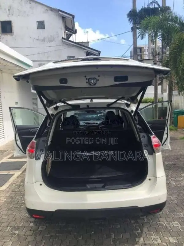 Nissan X-Trail 2015 SUV (Used)