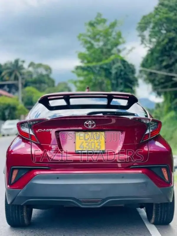 Toyota CHR 2017 SUV (Used)