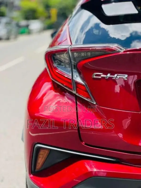 Toyota CHR 2017 SUV (Used)