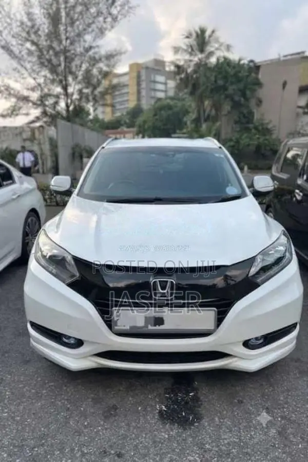Honda Vezel 2016 SUV (Used)