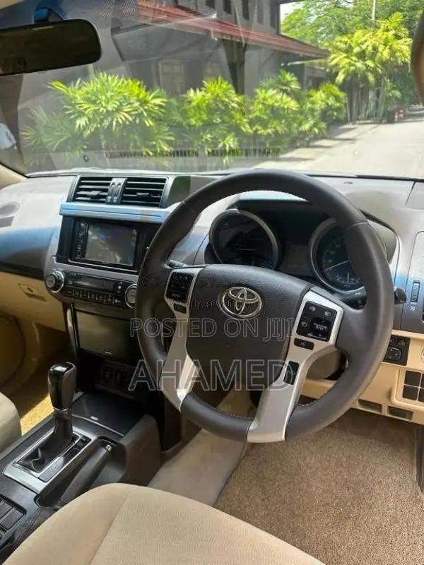 Toyota Land Cruiser Prado 2014 SUV (Used)