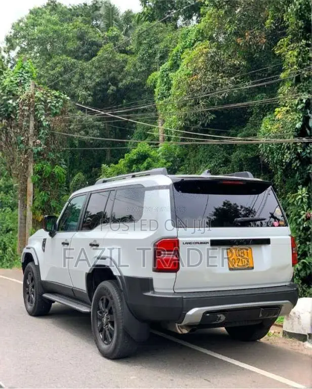 Toyota Land Cruiser Prado 250 2024 SUV (Used)