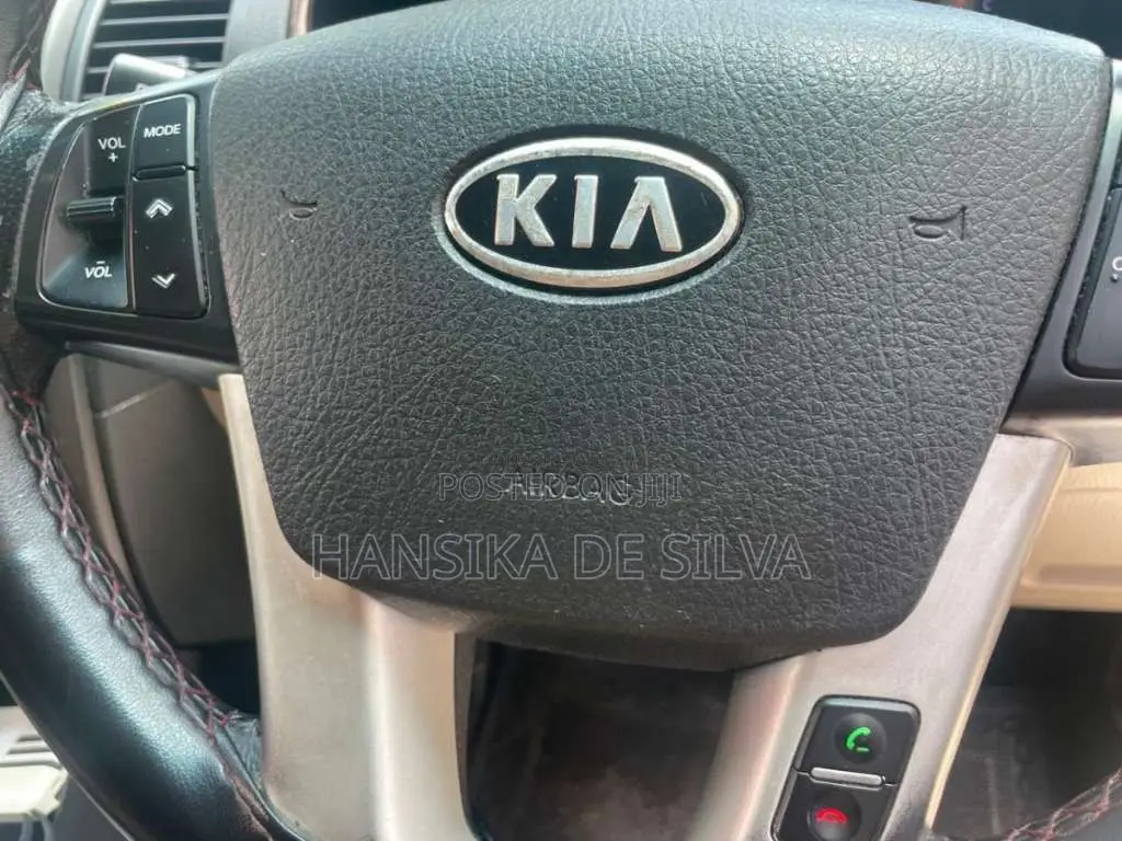 Kia Sorento 2011 SUV (Used)