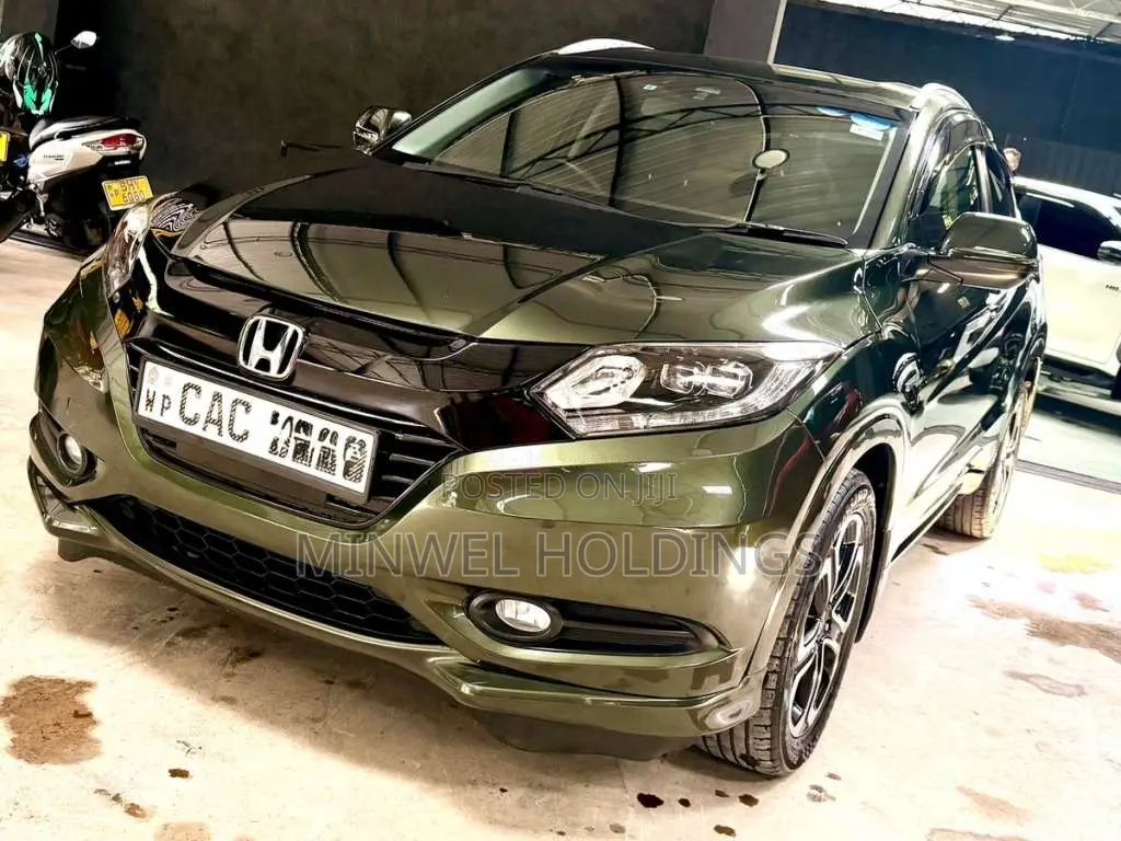 Honda VEZEL Z GRADE 2014 SUV (Used)